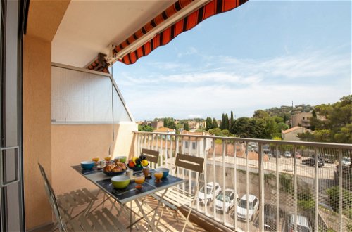 Photo 2 - Apartment in Cavalaire-sur-Mer with sea view