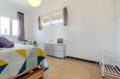 Foto 17 - Apartamento de 2 quartos em Torredembarra com piscina e jardim