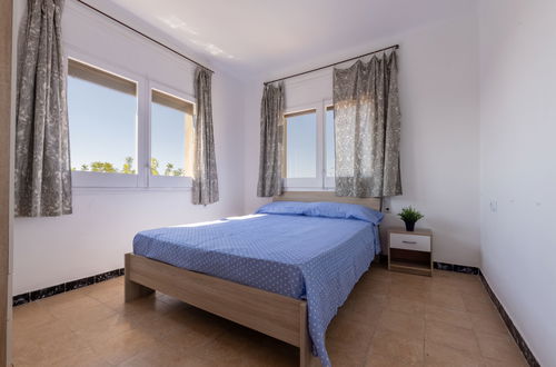 Foto 3 - Appartamento con 2 camere da letto a Torredembarra con piscina e giardino