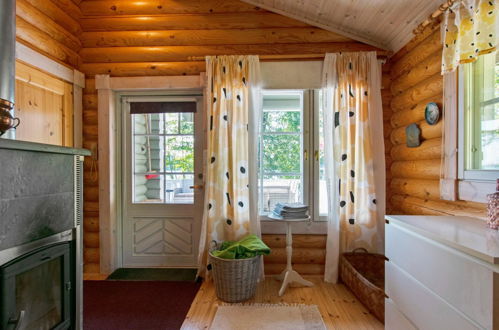 Foto 15 - Casa con 1 camera da letto a Muurame con sauna e vasca idromassaggio
