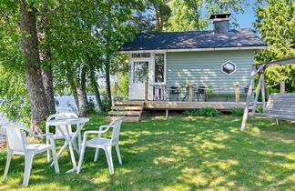 Photo 2 - Maison de 1 chambre à Muurame avec sauna et bain à remous