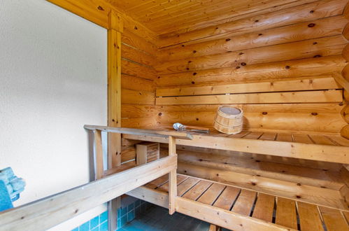 Photo 18 - Maison de 1 chambre à Muurame avec sauna et bain à remous