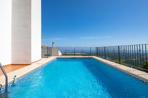 Foto 19 - Casa de 3 quartos em La Font d'en Carròs com piscina privada e terraço