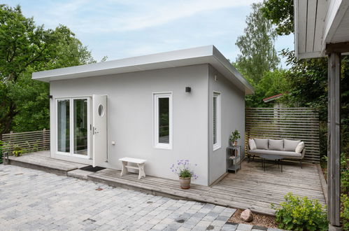 Photo 1 - Maison de 1 chambre à Alingsås avec jardin et terrasse