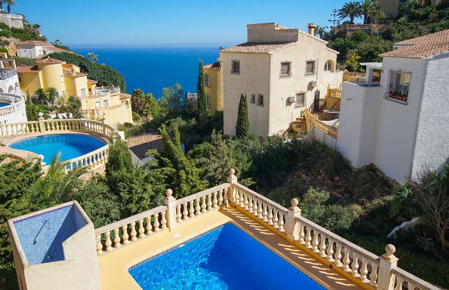 5 bedroom House in Benitachell with private pool and garden - Photo 19