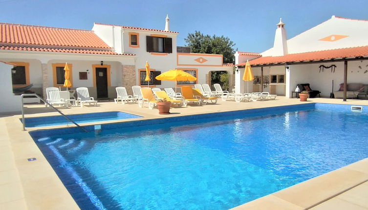 Foto 1 - Casa de 2 habitaciones en Albufeira con piscina y vistas al mar