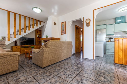 Photo 8 - 4 bedroom House in Deltebre with private pool and garden