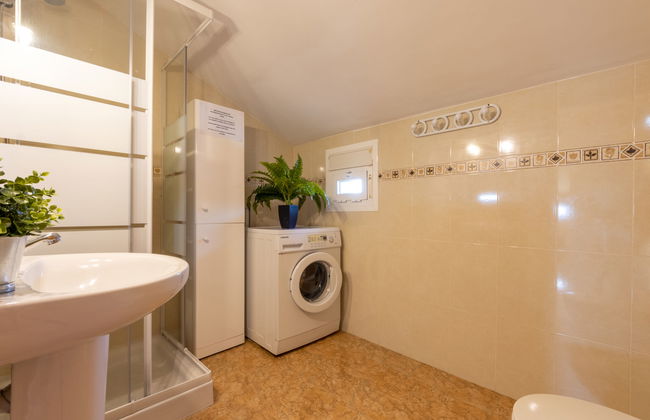 Antonella - Photo 26