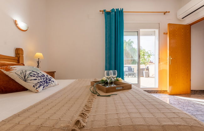 Antonella - Photo 12