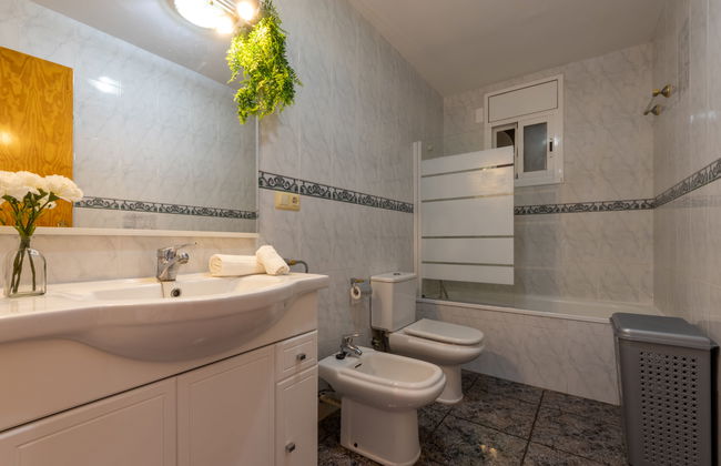 Antonella - Photo 27