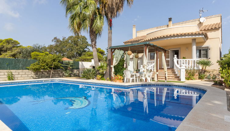 Photo 1 - Maison de 4 chambres à Deltebre avec piscine privée et vues à la mer