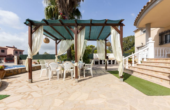 Antonella - Photo 31