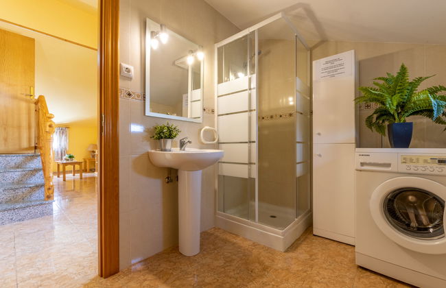 Antonella - Photo 25