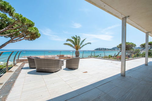 Photo 1 - Maison de 4 chambres à Cavalaire-sur-Mer avec jardin et terrasse