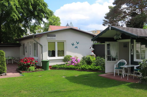 Photo 1 - Maison de 1 chambre à Zinnowitz avec terrasse et vues à la mer