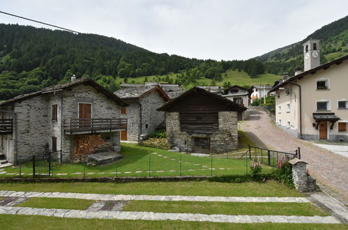 Foto 33 - Appartamento con 2 camere da letto a Madesimo con giardino e vista sulle montagne