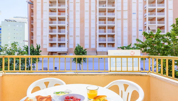 3 bedroom Apartment in Oropesa del Mar with swimming pool and terrace - Photo 2
