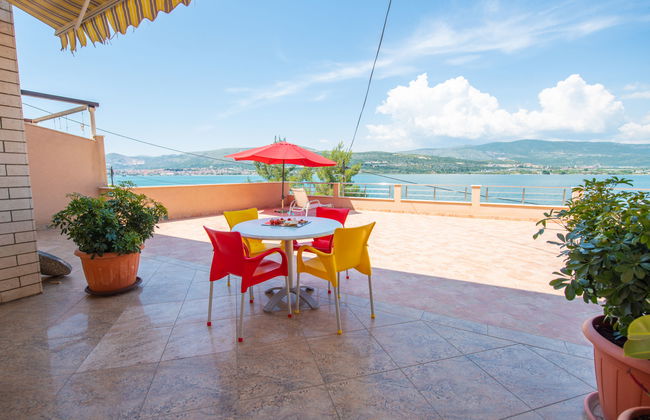 Apartment mit 3 Schlafzimmern in Trogir mit terrasse - Foto 1