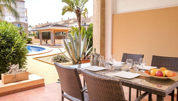 Apartamento de 4 quartos em Jávea com piscina e terraço - Foto 2
