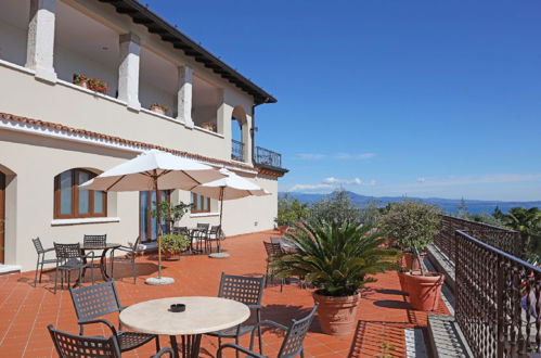 Photo 2 - Appartement de 1 chambre à Soiano del Lago avec piscine et jardin