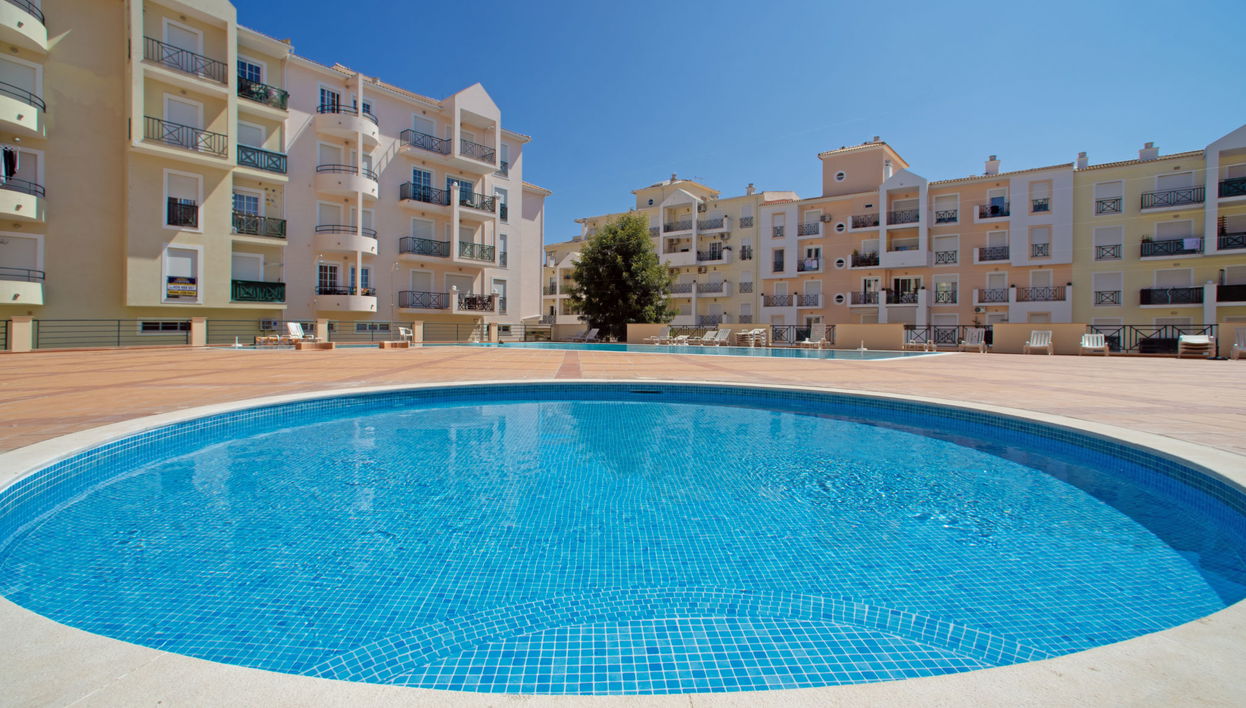 Apartamento de 3 quartos em Silves com piscina e terraço - Foto 1