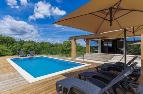 Foto 22 - Casa de 2 quartos em Labin com piscina privada e vistas do mar