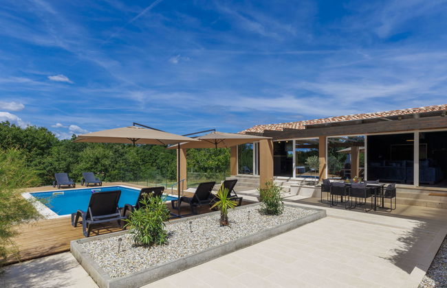 Casa de 3 quartos em Labin com piscina privada e jardim - Foto 2