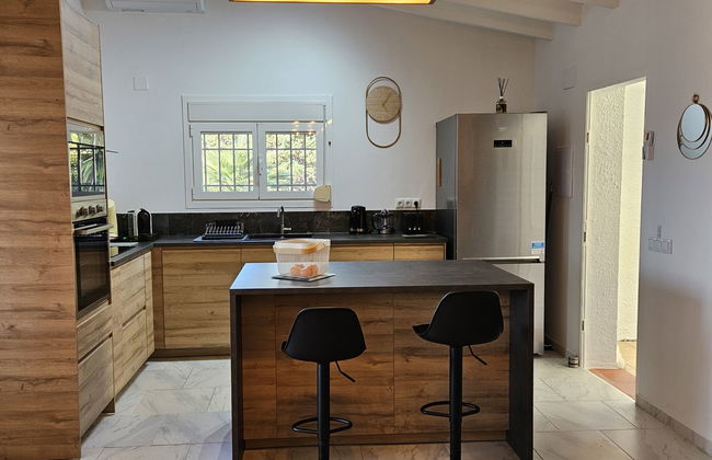 Casa de 4 quartos em Pego com piscina privada e jardim - Foto 9
