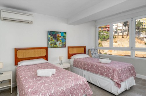 Foto 3 - Apartment mit 1 Schlafzimmer in Torremolinos mit garten und blick aufs meer