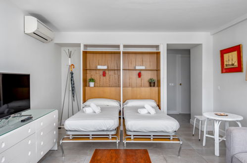 Foto 17 - Apartment mit 1 Schlafzimmer in Torremolinos mit garten und blick aufs meer