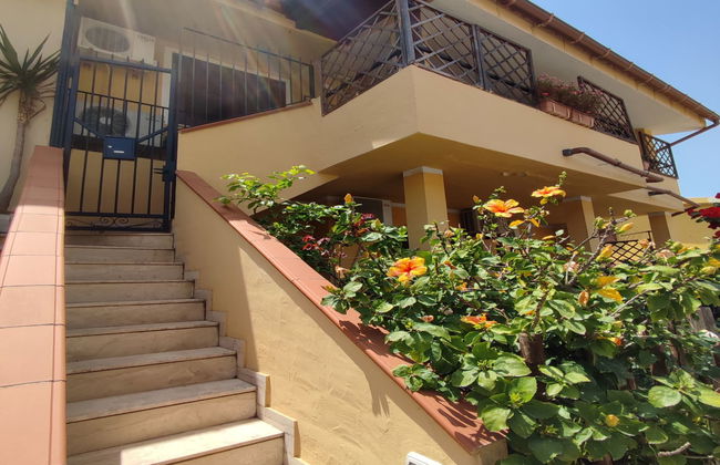 Apartamento de 3 quartos em Villasimius com terraço - Foto 1