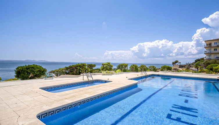 Photo 1 - Appartement de 2 chambres à Roses avec piscine et vues à la mer