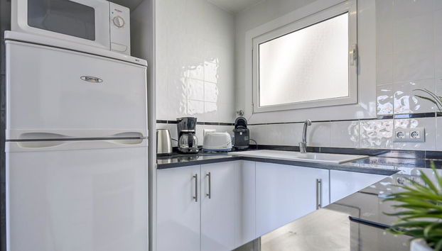 Apartment mit 3 Schlafzimmern in Roses mit schwimmbad und garten - Foto 4