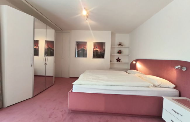 Apartamento de 2 quartos em Davos com jardim e terraço - Foto 9