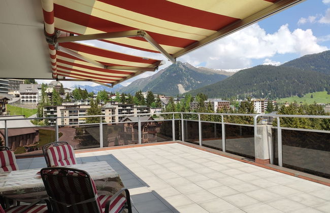 Apartamento de 2 quartos em Davos com jardim e terraço - Foto 5