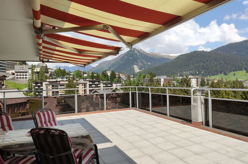 Foto 5 - Appartamento con 1 camera da letto a Davos con giardino e terrazza