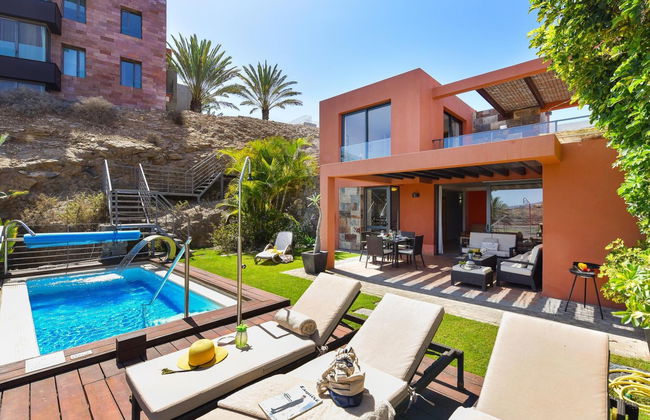 Casa de 3 quartos em San Bartolomé de Tirajana com piscina privada e jardim - Foto 1