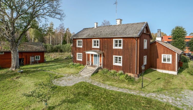 Photo 1 - Maison de 4 chambres à Norberg avec jardin et terrasse