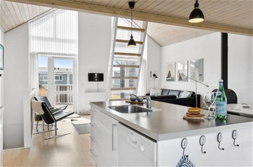 Foto 14 - Appartamento con 3 camere da letto a Løkken con terrazza