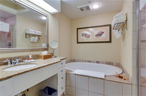 Foto 11 - Appartamento con 1 camera da letto a Fort Myers Beach con piscina e vista mare