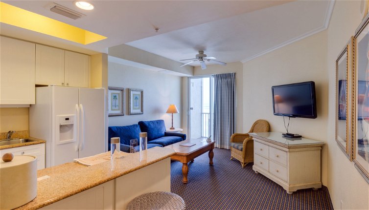 Foto 1 - Appartamento con 1 camera da letto a Fort Myers Beach con piscina e vista mare