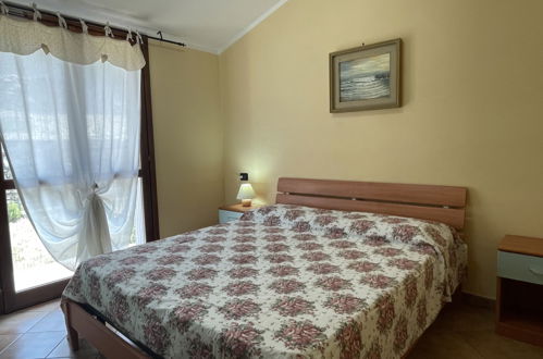 Foto 5 - Appartamento con 2 camere da letto a Imperia con piscina e giardino