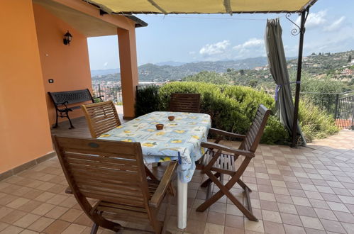 Photo 26 - Appartement de 2 chambres à Imperia avec piscine et vues à la mer