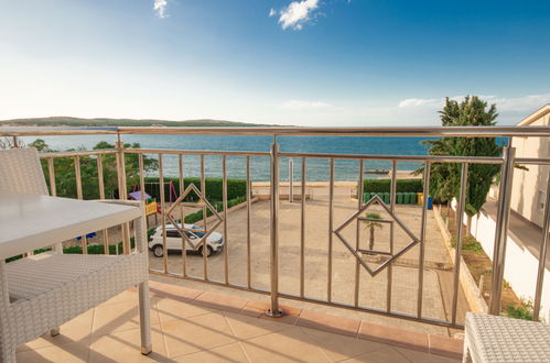 Foto 1 - Apartment mit 1 Schlafzimmer in Kroatien mit blick aufs meer