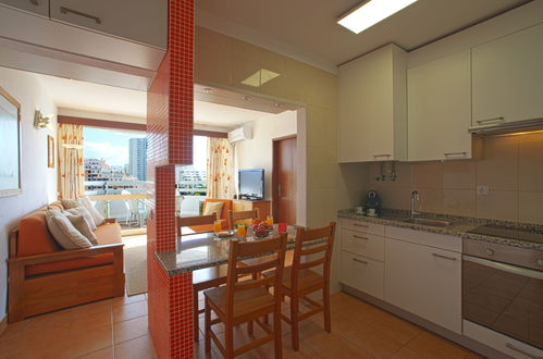 Photo 6 - 1 bedroom Apartment in Portimão with swimming pool and sea view