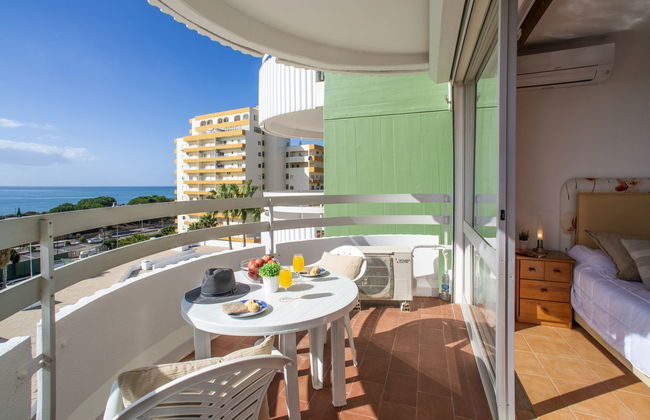 1 bedroom Apartment in Portimão with swimming pool and garden - Photo 14