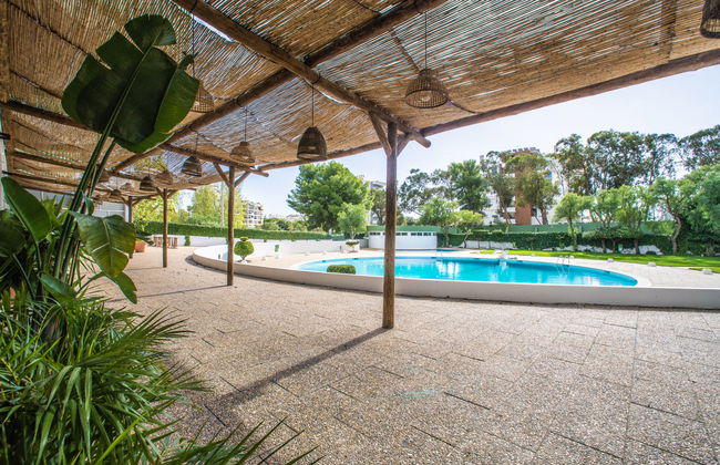 1 bedroom Apartment in Portimão with swimming pool and garden - Photo 21