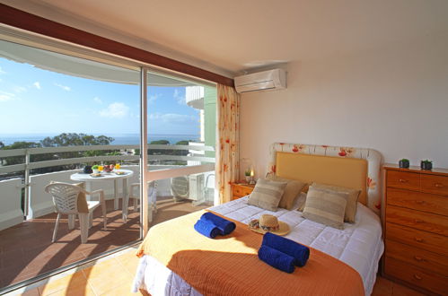 Foto 13 - Apartamento de 1 habitación en Portimão con piscina y vistas al mar