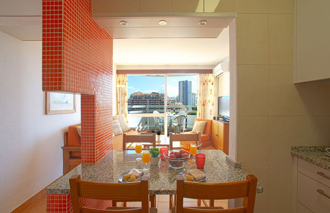 1 bedroom Apartment in Portimão with swimming pool and garden - Photo 10