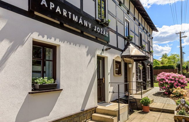 Apartamento de 2 quartos em Arnoltice com jardim e terraço - Foto 13